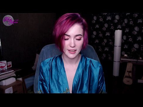 ❤️ Uweisunge iwwer d'Réck vun engem russesche Meedchen op Englesch Porno bei eis lb.pornfuror.ru ☑